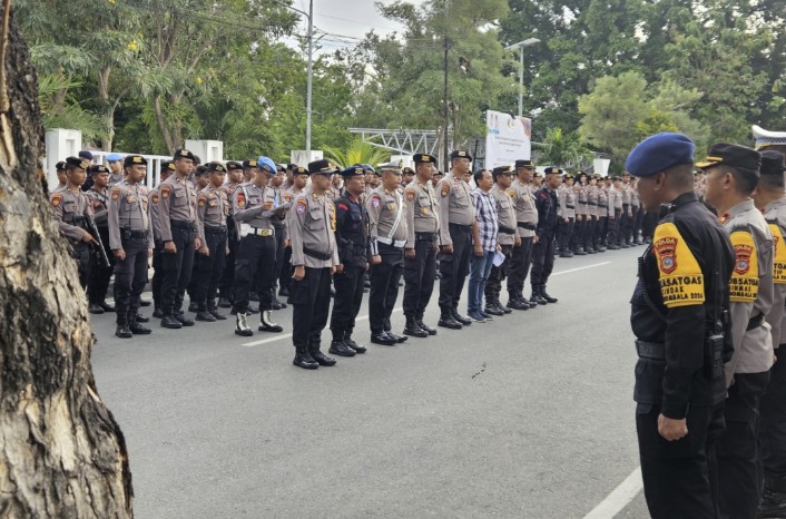 Polda Sulteng Ambil Tindakan Humanis dan Tidak Ada Senpi Pengamanan Unras di KPU