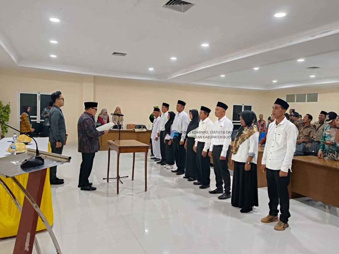Pj Bupati Buol Lantik Penjabat Kades Pinamula Baru dan Sejumlah PAW Anggota BPD