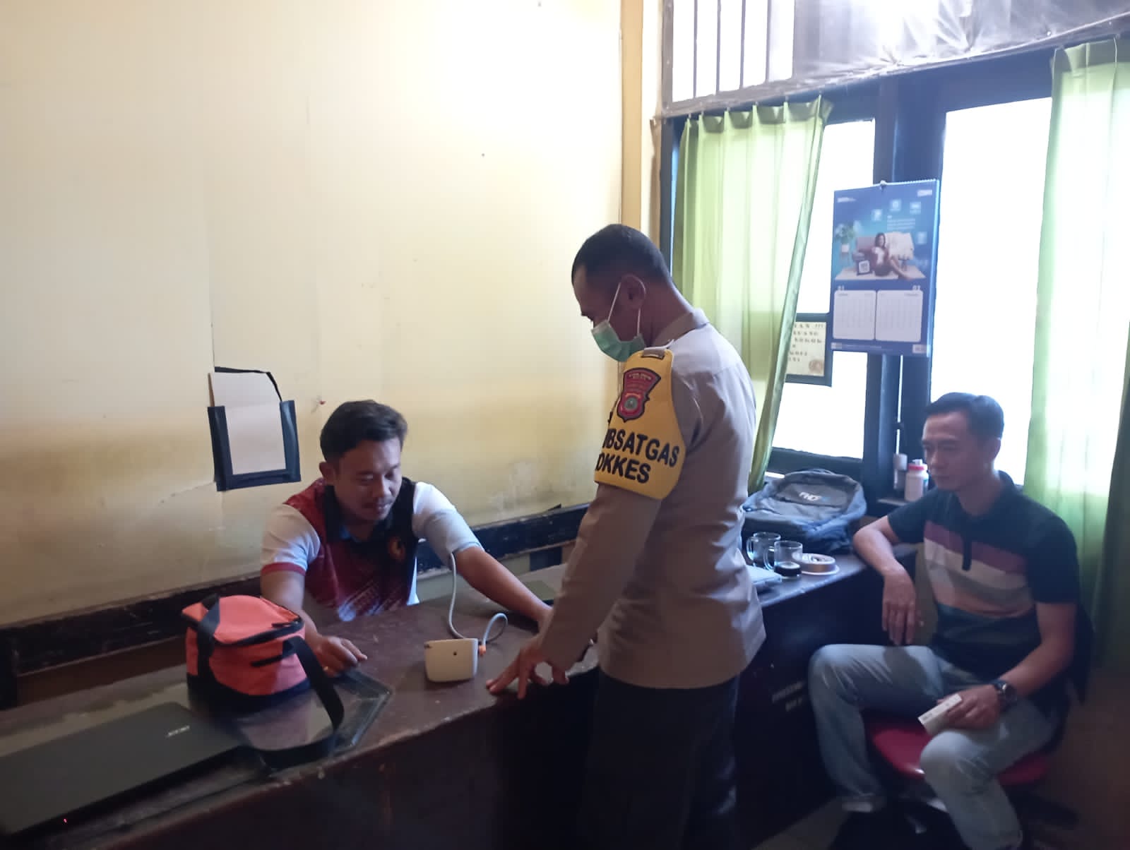 Subsatgas Dokkes Polres Buol Cek Kesehatan Personel OMP