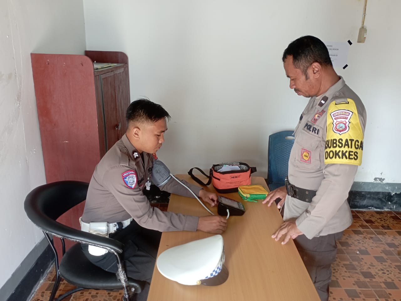 Subsatgas Dokes Polres Buol Jamin Kesehatan Personel Pengamanan OMP Tinombala