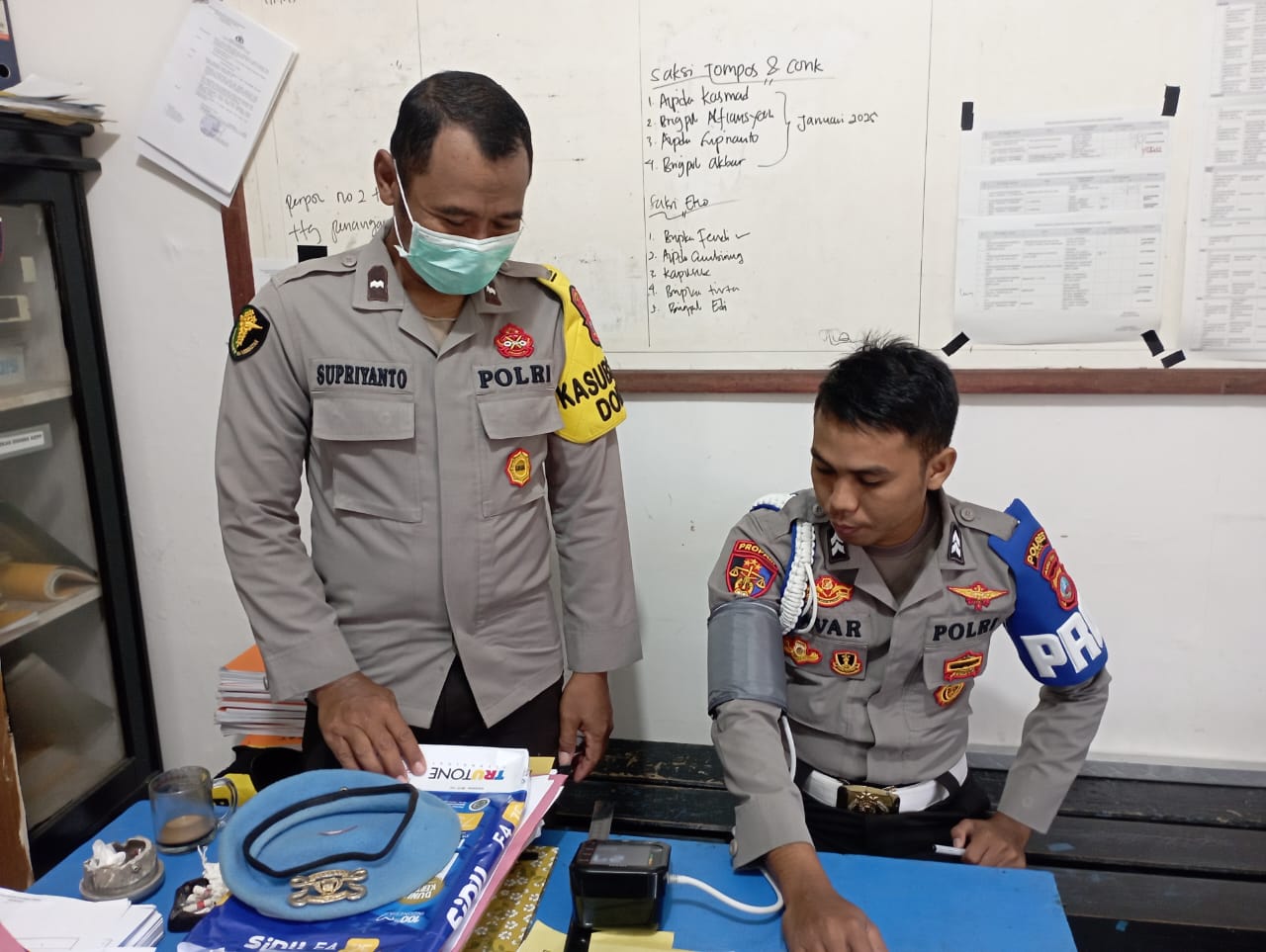 Kasubsatgas Dokes Pantau Kesehatan Personel OMP: Baik, Siap Melaksanakan Tugas Pengamanan