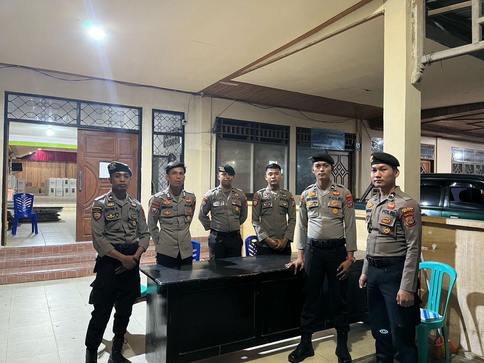 Polres Buol Jaga Stabilitas Keamanan Kantor Penyelenggara Pilkada Jelang Pelantikan 