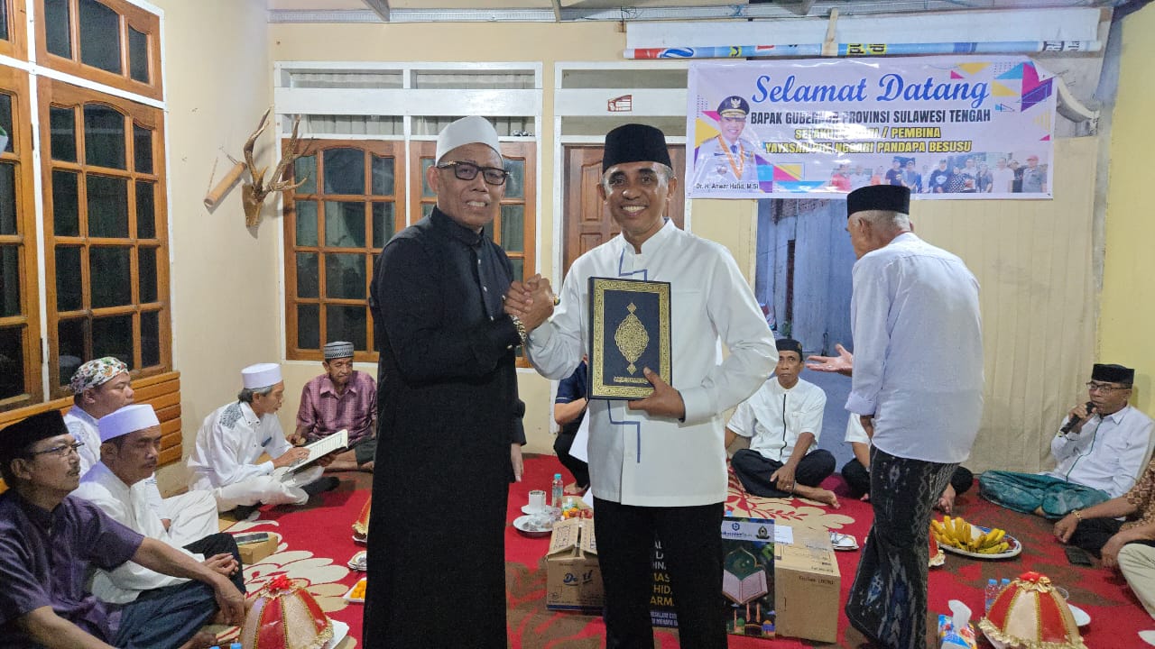 Gubernur Sulteng Terima Donasi 77 Mushaf Al-Quran dari Babussalam Palu