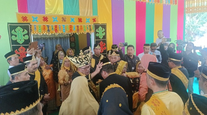 Dapat Gelar dari Raja, Bupati Buol: Kami Siap Bersinergi Bangun Buol Lebih Maju