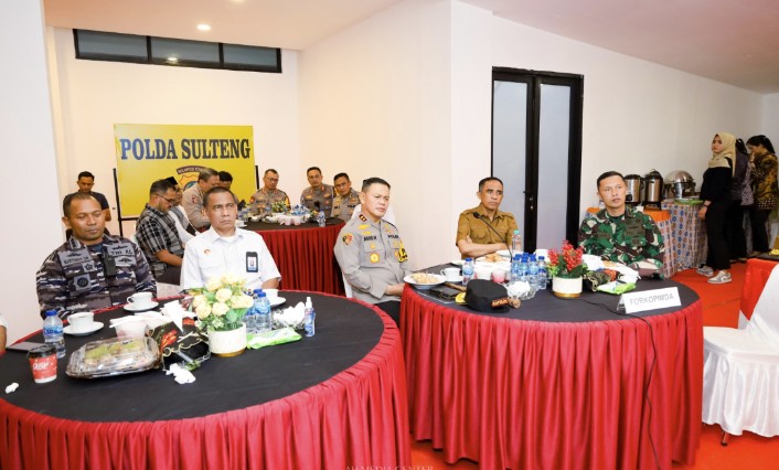 Gubernur dan Kapolda Sulteng Patroli Keamanan di Malam Takbiran