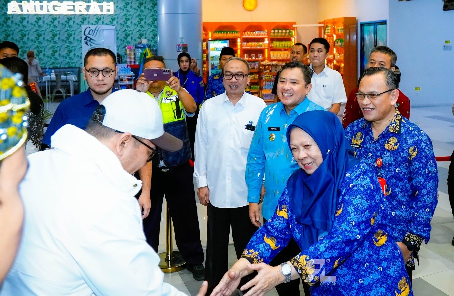 Wagub Sulteng Sambut Wamen Investasi dalam Rangka Konsolidasi Target Investasi 2025