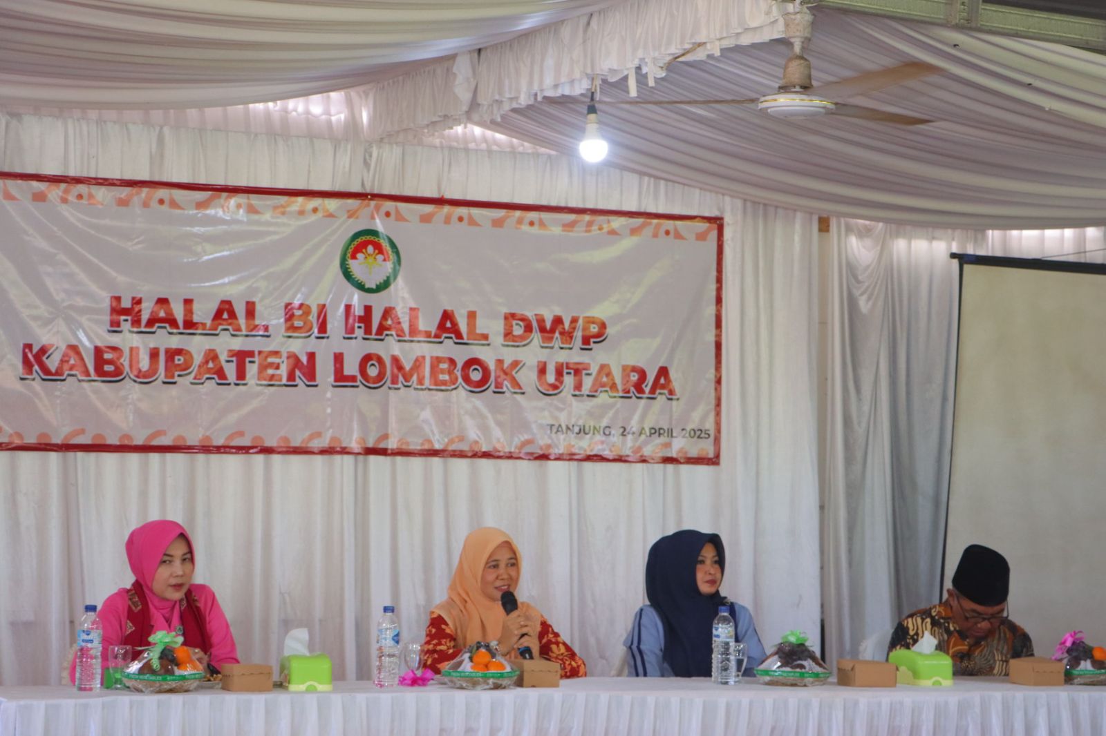 Pererat Silaturahmi dan Sinergi Perempuan: Bhayangkari dan Organisasi Wanita KLU Gelar Halal Bihalal