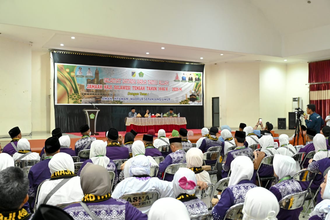 Pemprov Sulteng dan Kemenag Resmi Lepas 1.994 Calon Haji