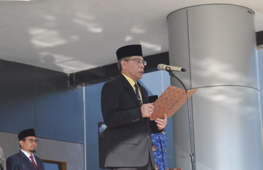 Hardiknas, Wabup Lombok Timur H Edwin Hadiwijaya Sampaikan Pidato Mendikdasmen RI
