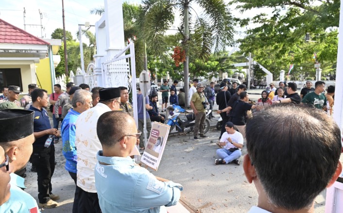 Jurnalis Sulteng Turun ke Jalan, Tuntut Perlindungan Hak Buruh dan Kebebasan Pers