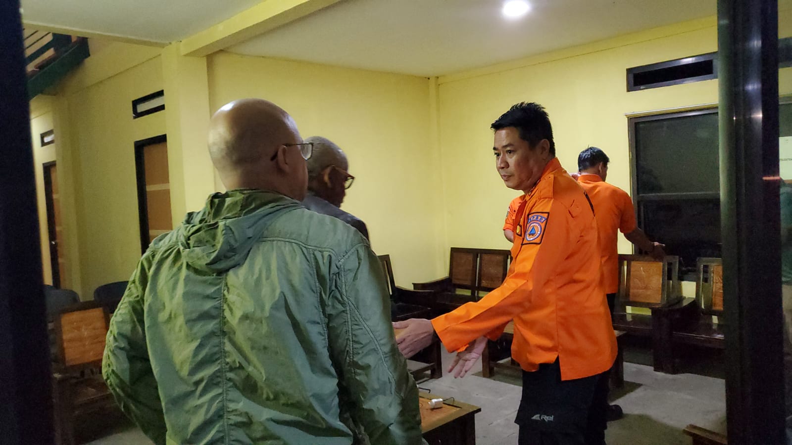 Breaking News: Jenazah WNA Asal Brazil yang Jatuh di Lereng Gunung Rinjani Berhasil Dievakuasi, Orang Tua Korban Tiba di Lokasi