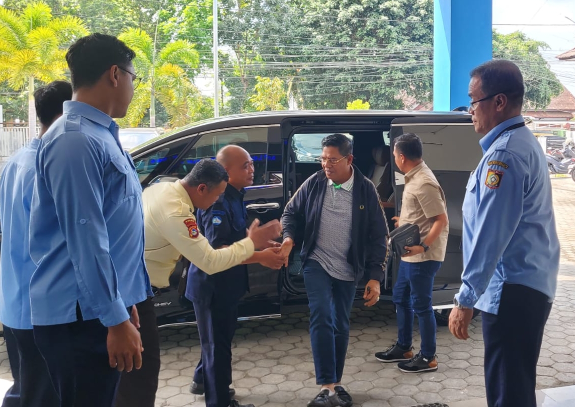 Bupati Lombok Timur H. Haerul Warisin Bersama Wabup H Edwin Hadiri RUPS di Sambut Hangat dari Pihak BUMD