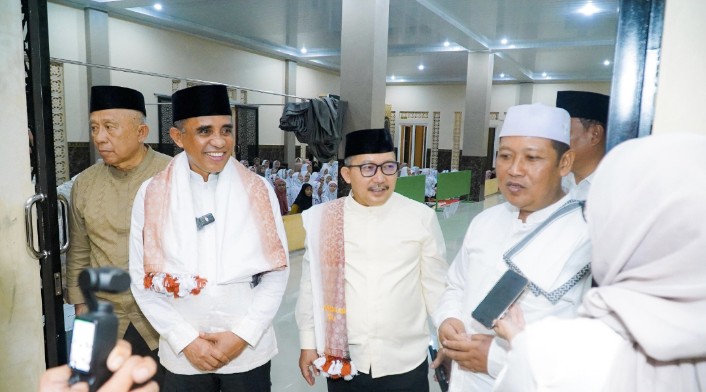 Gubernur Sulteng Siap Bangun Asrama untuk Madrasah Aliyah di Ponpes Darussalam Banggai