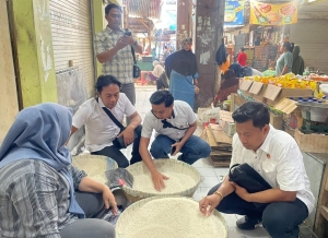 Kapolres Intruksikan Satgas Pangan Polres Lotim Intensifkan Pengawasan Stok dan Distribusi Pangan