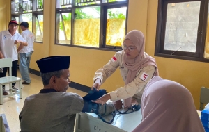 Peduli Kesehatan Masyarakat, Tim Nakes “BANGKIT” Gelar Baksos Kesehatan Gratis di Lombok Timur