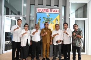 Gubernur Anwar Hafid Terima Audiensi Ketum Majelis Sinode GKST Sulteng