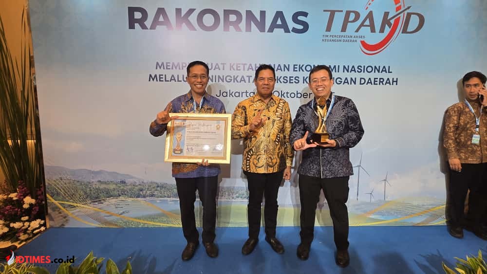 Pemda Lombok Timur Raih TPAKD Award dan Insentif Rp6,5 Miliar