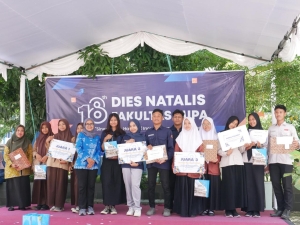FMIPA Unram Gelar Lomba Poster, Siswi MAN 1 Lotim Raih Juara 3 Tingkat NTB