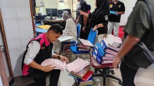 Kejari Buol Geledah Kantor Sekretariat DPRD, Telusuri Dugaan Korupsi Pengelolaan Keuangan Tahun 2023