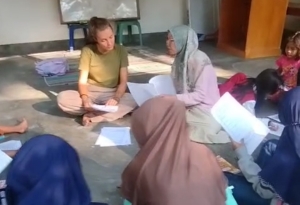 Sukadami English Club Ajak Anak-Anak Belajar Bahasa Inggris, Gandeng Caroline, Relawan Asal Belanda