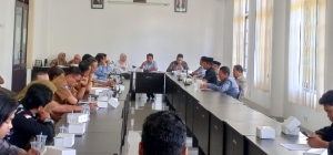 PDAM Lombok Timur Gelar Rapat Dengar Pendapat Bersama DPRD dan LK2T, Bahas Status Plt Dirut dan Akses Data Perusahaan