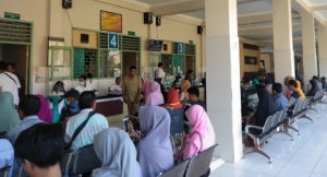 Baru Menjabat PLT Direktur Baperan! Pasien Keluhkan Antrian Panjang dan Obat Kosong di RSUD dr. R. Soedjono Selong