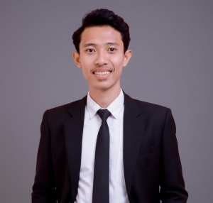 Bupati Iron Tegaskan: Jangan Persulit Masyarakat, Mahasiswa di Lotim Soroti Pejabat Baru di Lantik PLT Direktur Bawa Kesan Buruk!