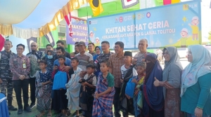 PLN-TNI AL Gelar Khitan Sehat Ceria di PKM Biau, Wujud Sinergi Sosial untuk Masyarakat