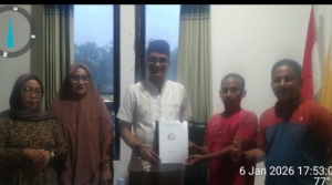 Dewan Pendidikan Buol Serahkan Laporan Monitoring Kinerja Komite Sekolah ke Plt Kadis Pendidikan, Wahyu Setyabudi