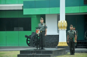 Kodam XXIII/Palaka Wira Gelar Upacara Bendera Rutin sebagai Wujud Nasionalisme dan Cinta Tanah Air