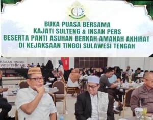 Memupuk Silaturahmi, Kejati Sulteng Gelar Bukber Bersama Awak Media dan Anak Yatim