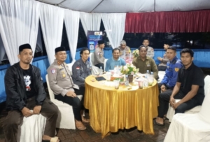 Kapolres Buol Bersama PJS Buol Gelar Buka Puasa Bersama di Pos Pam Leok II