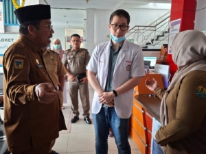 Wabup Buol Sidak Ruangan Poli RSUD Mokoyurli