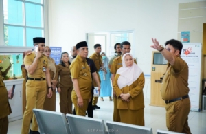 Wagub Sulteng: Poli RS Undata Tetap Buka di Hari Sabtu, Layanan Publik Dikecualikan dari Skema WFH
