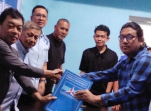 Ikbal Khan Daftar Bakal Calon Ketua DPD Demokrat Sulteng