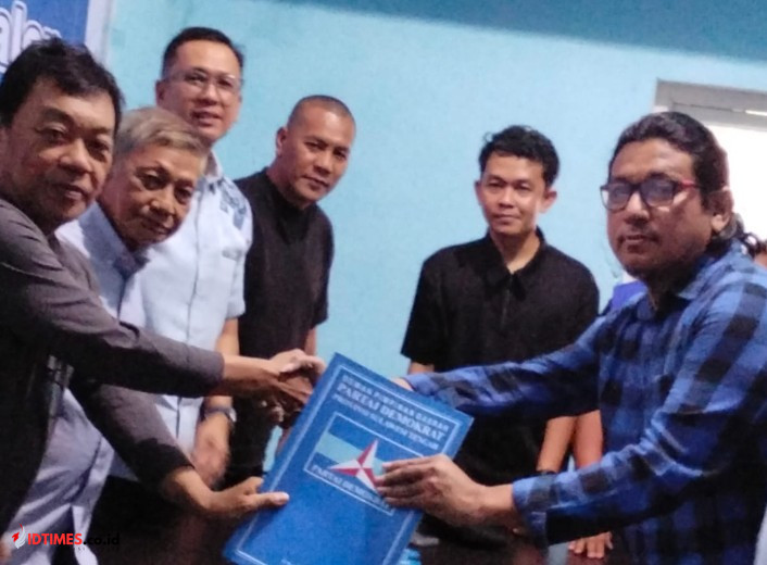 Ikbal Khan Daftar Bakal Calon Ketua DPD Demokrat Sulteng