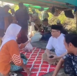 Terharu! Wakil Bupati Lombok Timur Edwin Hadiwijaya Serap Aspirasi Warga di Tengah Kegiatan Lapangan