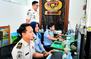 Kalapas Kelas IIB Selong Terima Empat Taruna Poltekimipas, Tekankan Pentingnya Bidang Registrasi Binaan