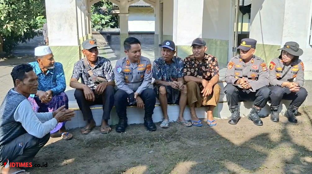 Kapolres Lombok Timur Sambangi Warga Gubuk Bagek Ndep Desa Waringin