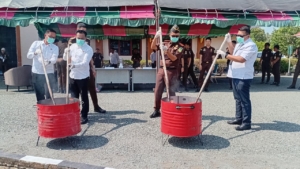 Kajari Buol Pimpin Pemusnahan Barang Bukti 27 Perkara