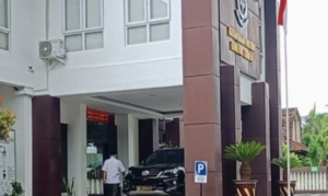 Kabag Umum Rangkap Jabatan sebagai Plt Inspektorat Bakal di Laporkan ke Kejaksaan Negri Lotim,  Dugaan SPJ Makan-Minum Rp763 Juta