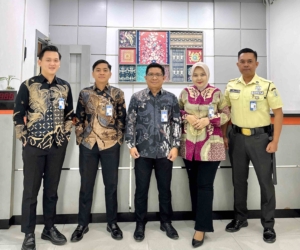 BRI BO Pogogul Buol Semarakkan Hari Batik Nasional, Pimpinan Fajar Suryanto: Lestarikan Budaya Indonesia!