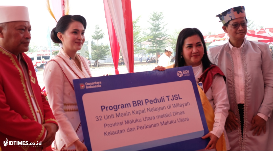HUT ke-27 Maluku Utara, BRI Salurkan Bantuan 462 Mesin Kapal, Ambulans dan Mobil Jenazah